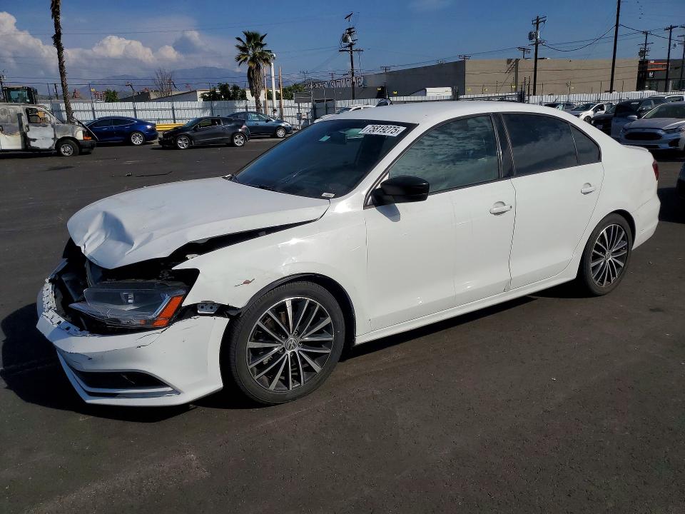 VOLKSWAGEN JETTA 2016 with VIN 3VWD17AJ3GM395441 - Photo from auction