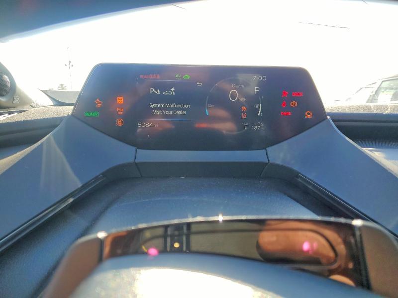 Снимка 9 от търг – 2025 TOYOTA PRIUS с VIN JTDACACU3S3046892
