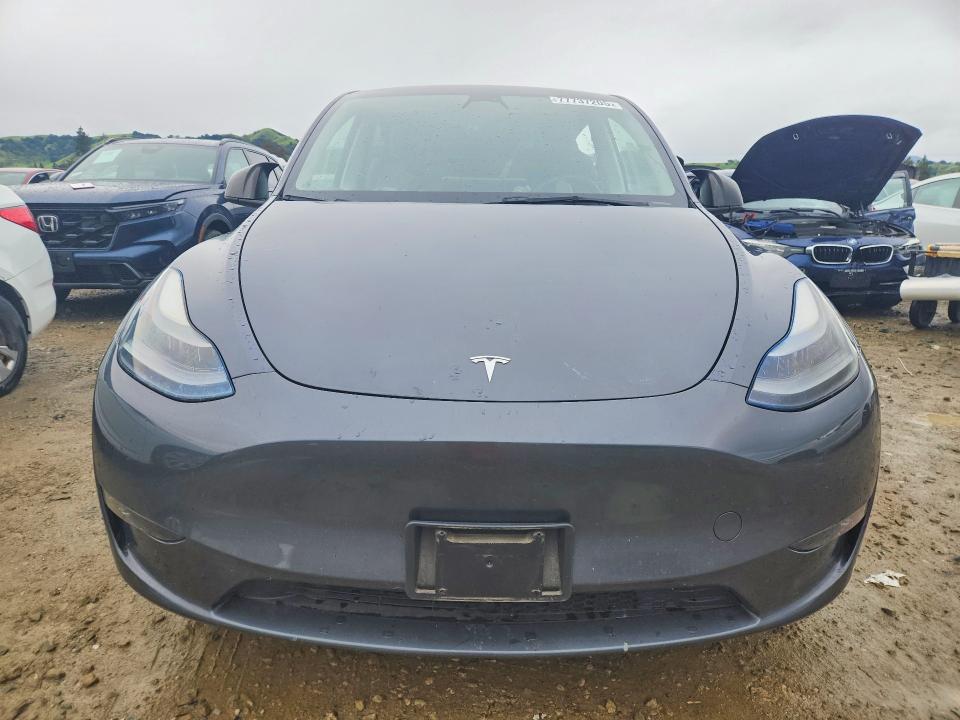 Photo 5 from auction – 2023 TESLA MODEL Y with VIN 7SAYGDEE4PF749330