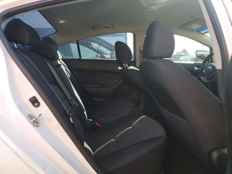 Photo 10 from auction – 2018 KIA FORTE with VIN 3KPFL4A73JE224425