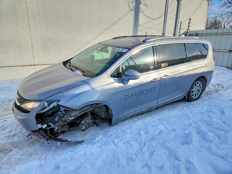 CHRYSLER PACIFICA T 2020 with VIN 2C4RC1BG0LR280432 - Photo from auction
