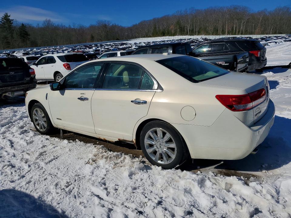 Photo 2 from auction – 2012 LINCOLN MKZ with VIN 3LNDL2L34CR803680