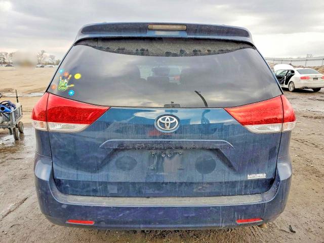 Photo 6 from auction – 2012 TOYOTA SIENNA with VIN 5TDKK3DC0CS272946