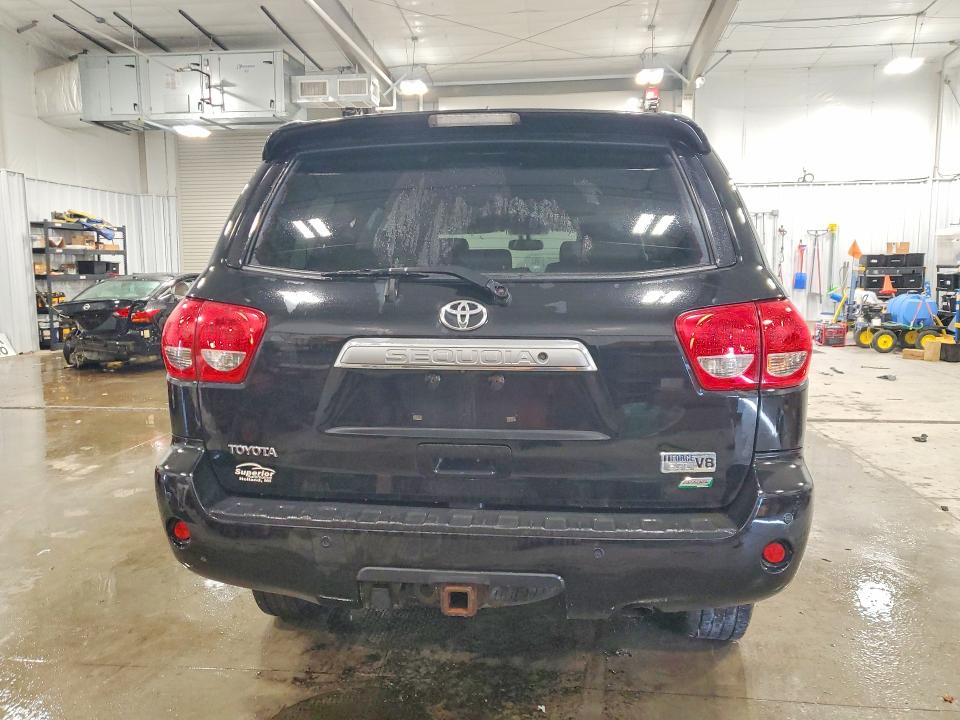 Photo 6 from auction – 2010 TOYOTA SEQUOIA PL with VIN 5TDDW5G11AS032109