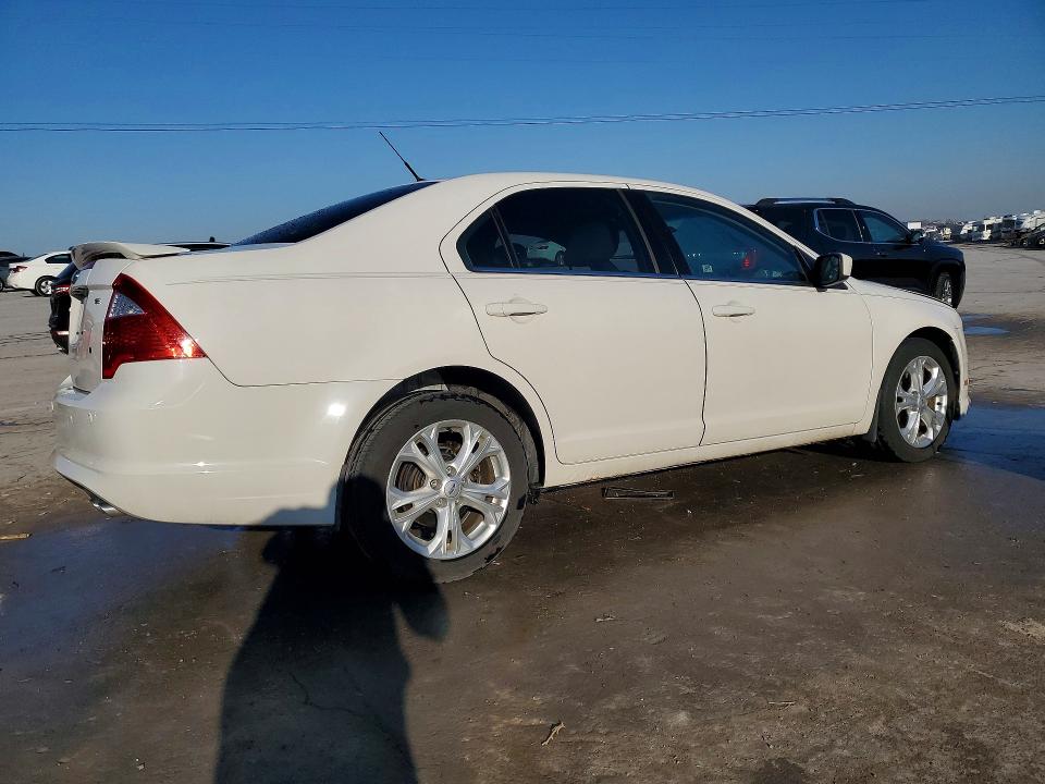 Photo 3 from auction – 2012 FORD FUSION SE with VIN 3FAHP0HA1CR309689