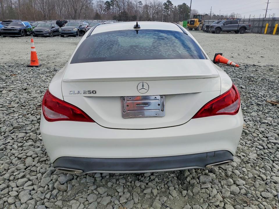 Photo 6 from auction – 2018 MERCEDES-BENZ CLA with VIN WDDSJ4EB9JN545924