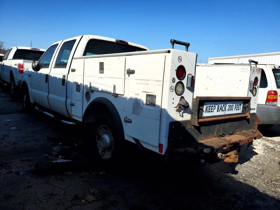 Photo 2 from auction – 2005 FORD F250 with VIN 1FTSW20515EC07084