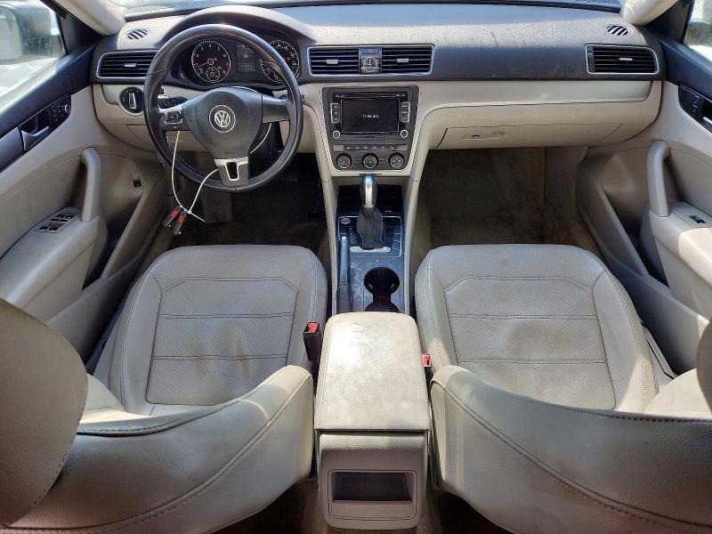 Photo 8 from auction – 2015 VOLKSWAGEN PASSAT with VIN 1VWAS7A35FC116802
