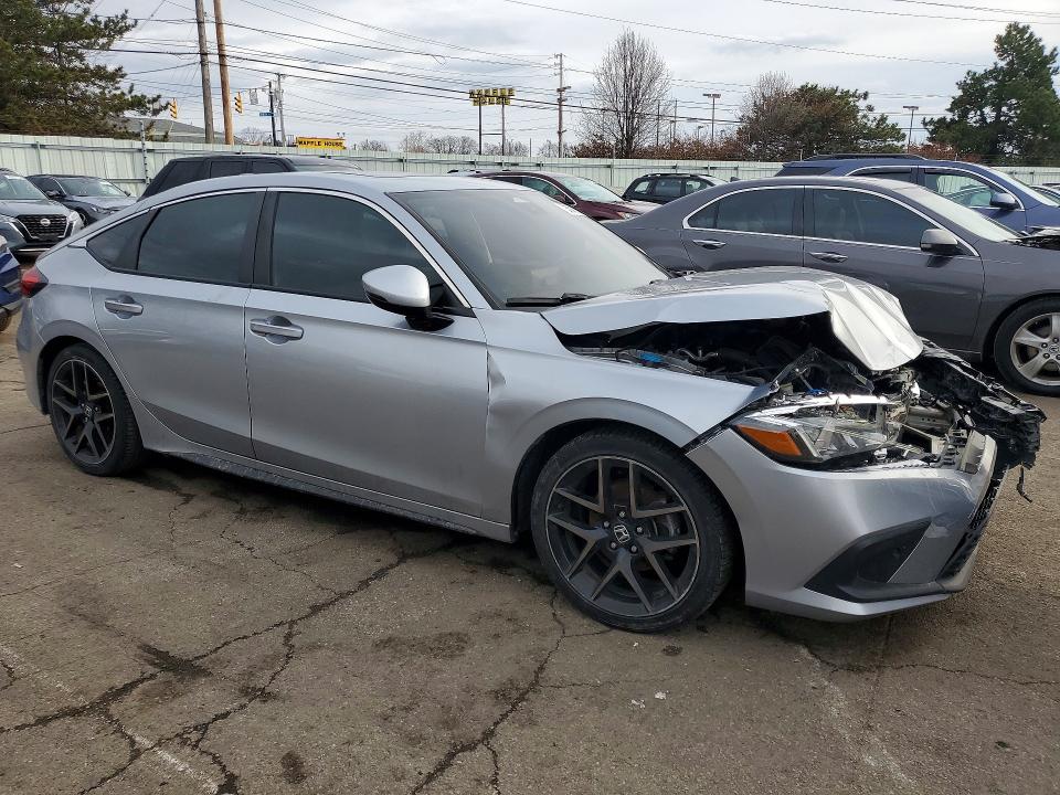 Photo 4 from auction – 2022 HONDA CIVIC with VIN 19XFL1H89NE002832
