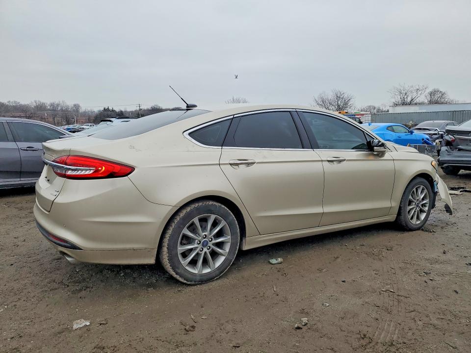Photo 3 from auction – 2017 FORD FUSION with VIN 3FA6P0HD6HR366205