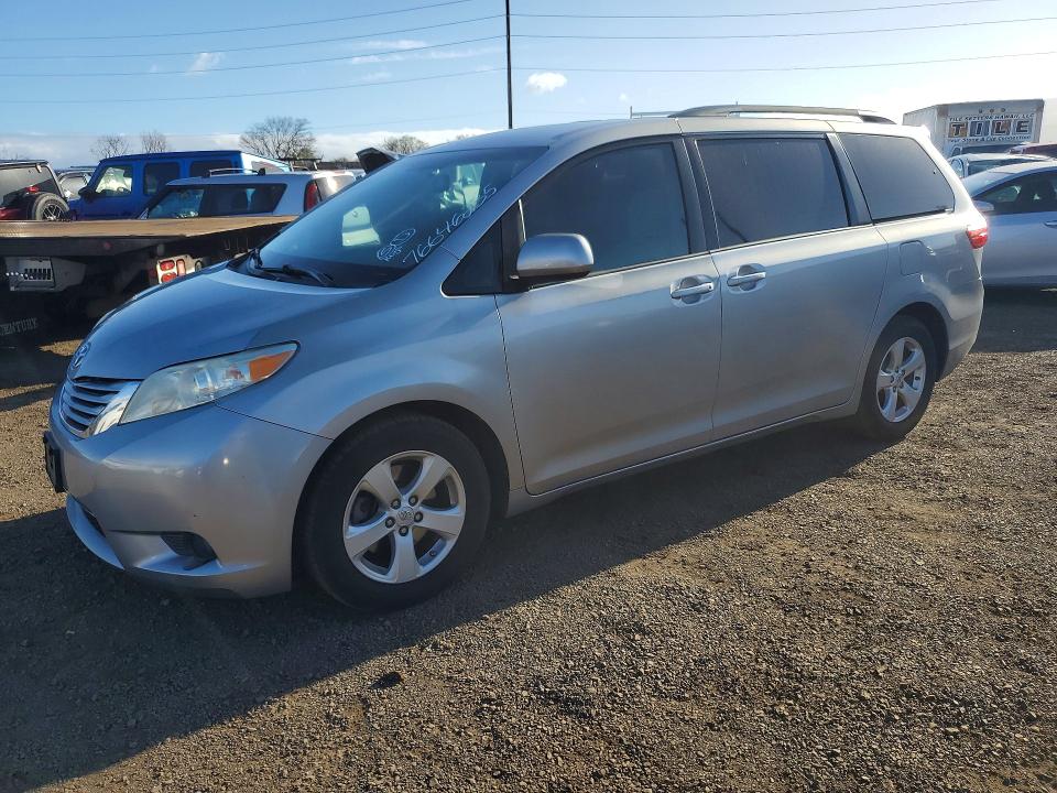 TOYOTA SIENNA 2016 with VIN 5TDKK3DC7GS691012 - Photo from auction