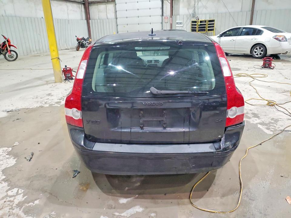 Photo 6 from auction – 2005 VOLVO V50 with VIN YV1MW382X52051289
