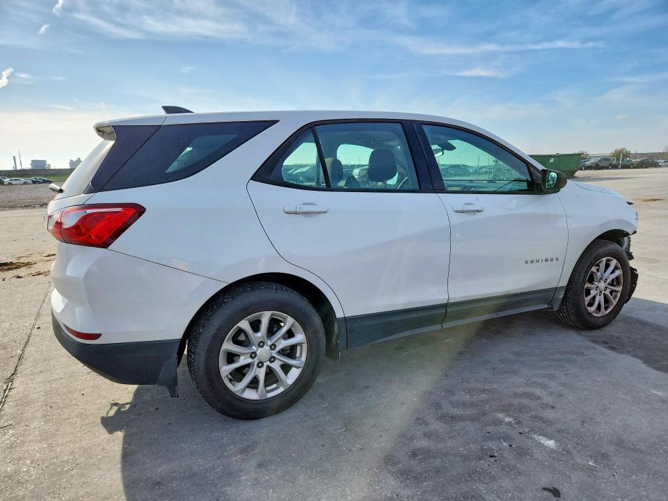 Photo 3 from auction – 2019 CHEVROLET EQUINOX with VIN 3GNAXHEV4KS506940