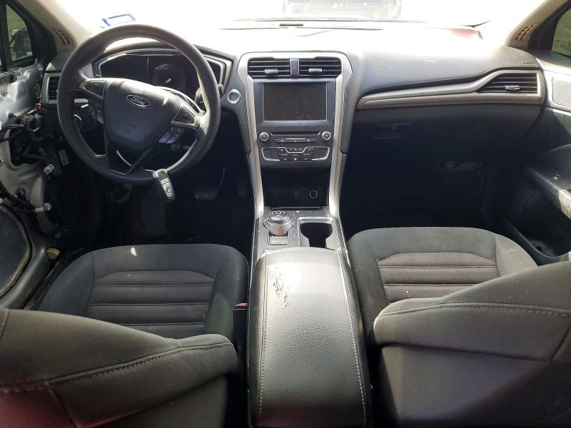 Photo 8 from auction – 2017 FORD FUSION with VIN 3FA6P0HD4HR252333
