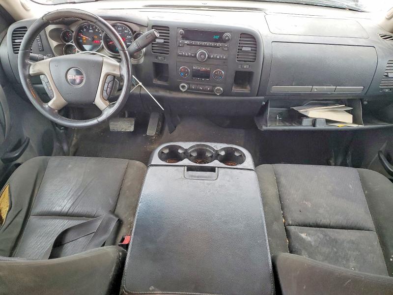 صورة رقم 8 من المزاد - 2011 GMC SIERRA C15 مع VIN 3GTP1VE04BG290551
