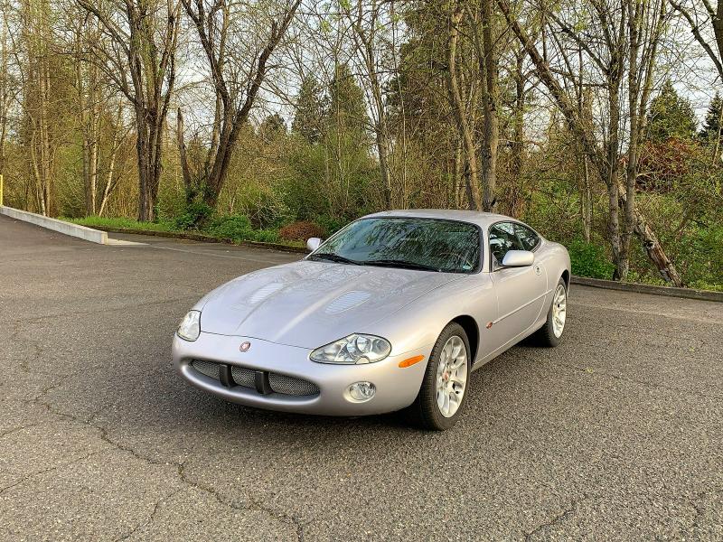 Photo 2 from auction – 2001 JAGUAR XKR with VIN SAJDA41B11PA18414