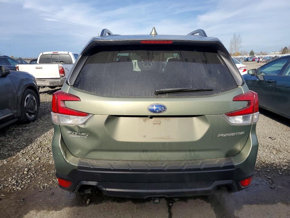 Photo 6 from auction – 2019 SUBARU FORESTER P with VIN JF2SKAGC2KH584867
