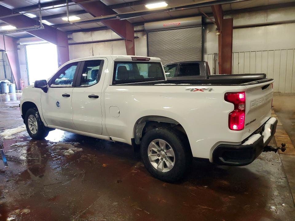 Photo 2 from auction – 2021 CHEVROLET SILVERADO with VIN 1GCRYAEF4MZ316781