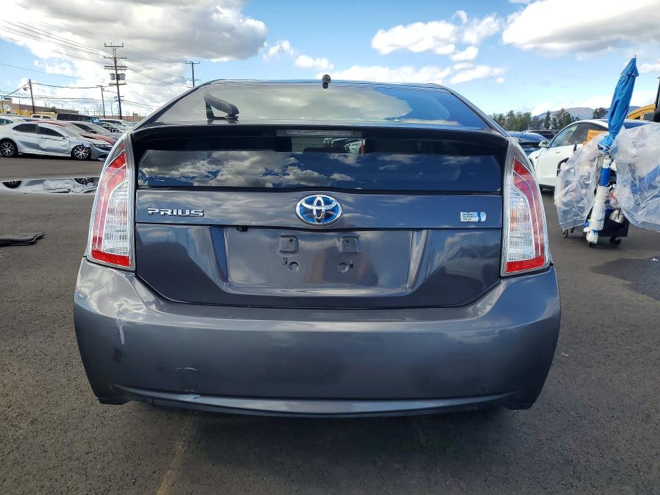 Photo 6 from auction – 2015 TOYOTA PRIUS with VIN JTDKN3DU2F0440464