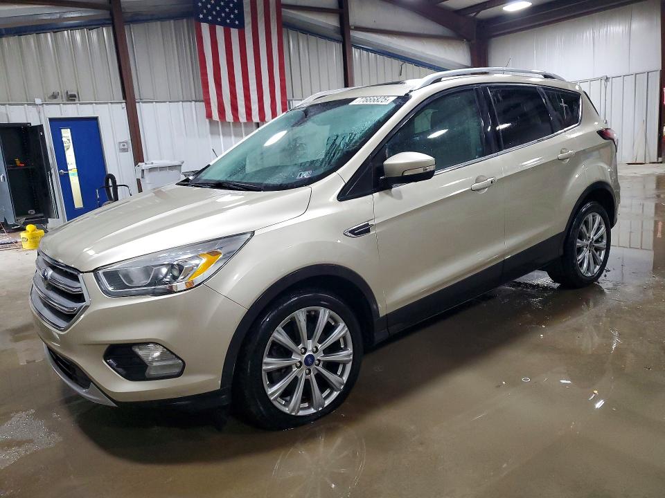 FORD ESCAPE 2017 with VIN 1FMCU9JD7HUE32334 - Photo from auction