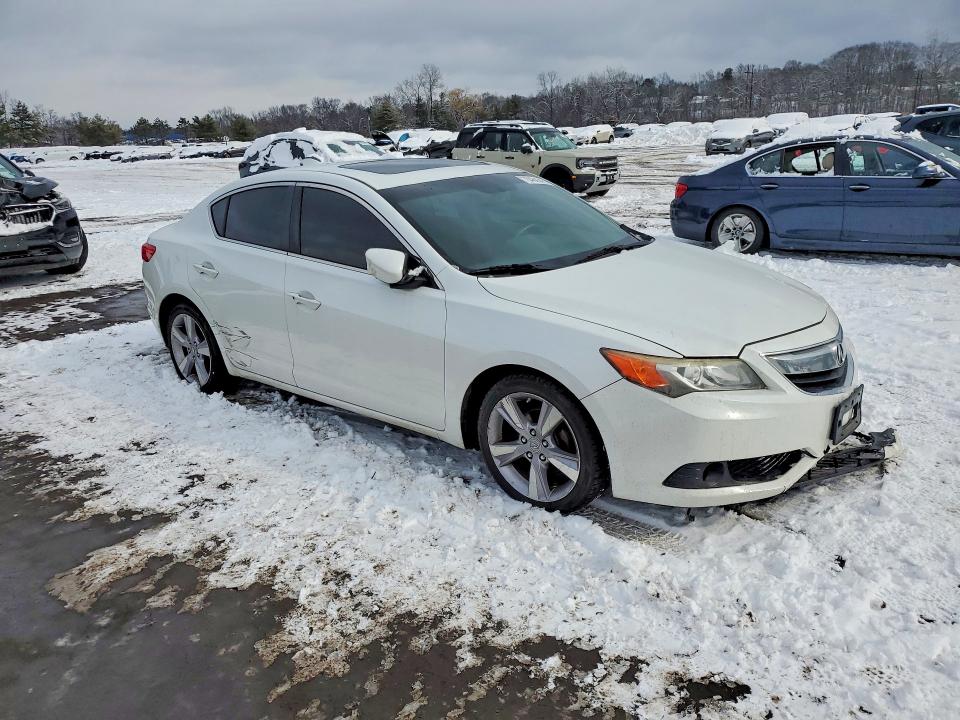 Photo 4 from auction – 2013 ACURA ILX with VIN 19VDE1F56DE008346