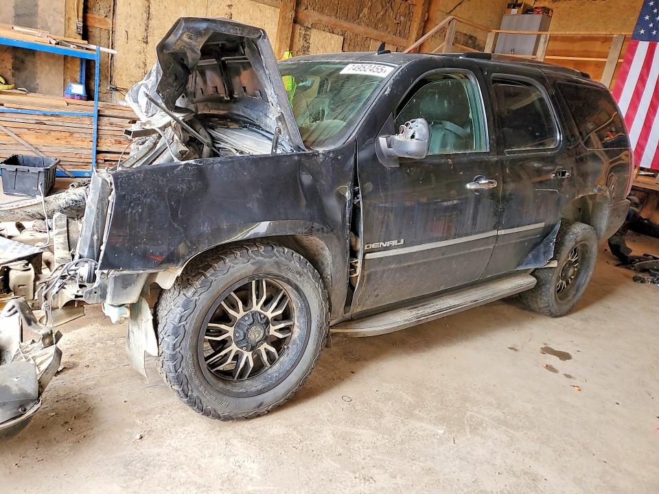 GMC YUKON DENA 2010 with VIN 1GKUKEEF7AR275579 - Photo from auction