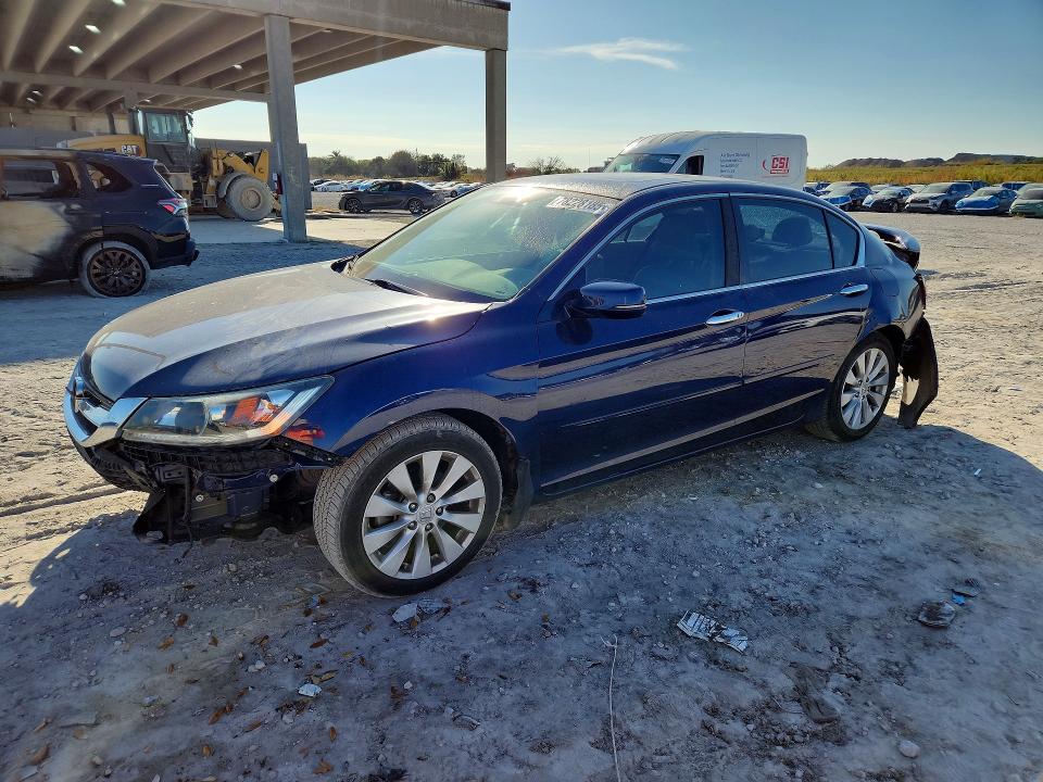 HONDA ACCORD 2015 with VIN 1HGCR2F83FA022929 - Photo from auction