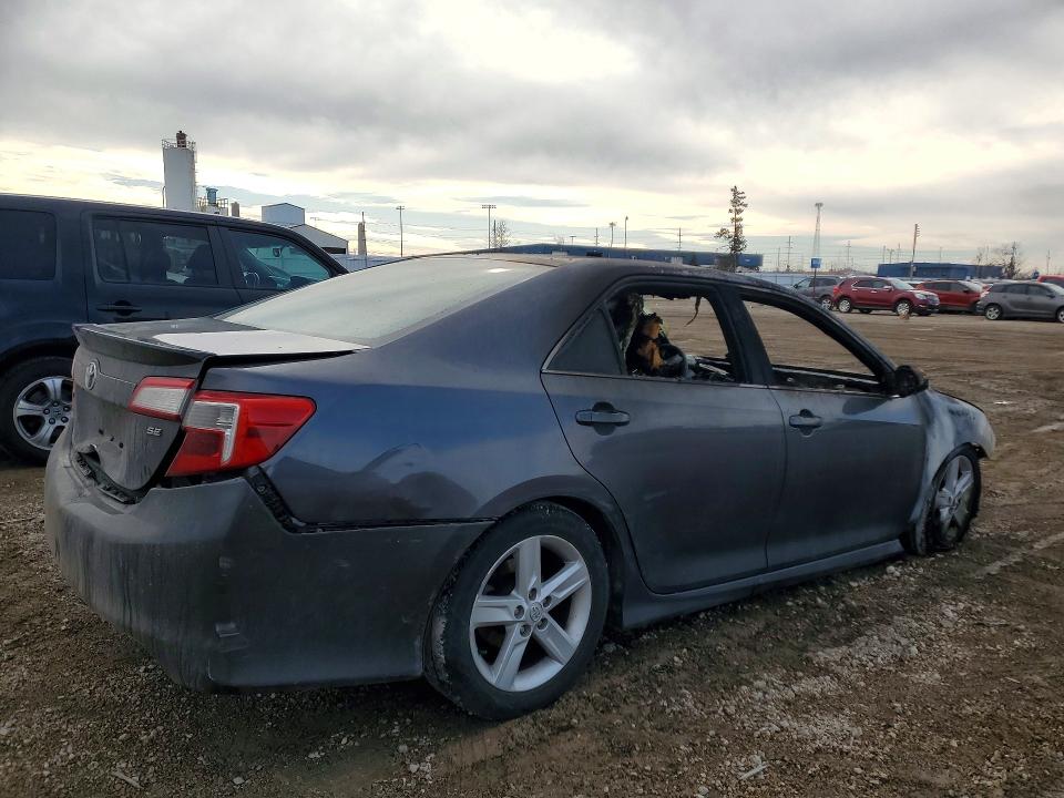 Zdjęcie 3 z aukcji – 2014 TOYOTA CAMRY z VIN 4T1BF1FK7EU791452
