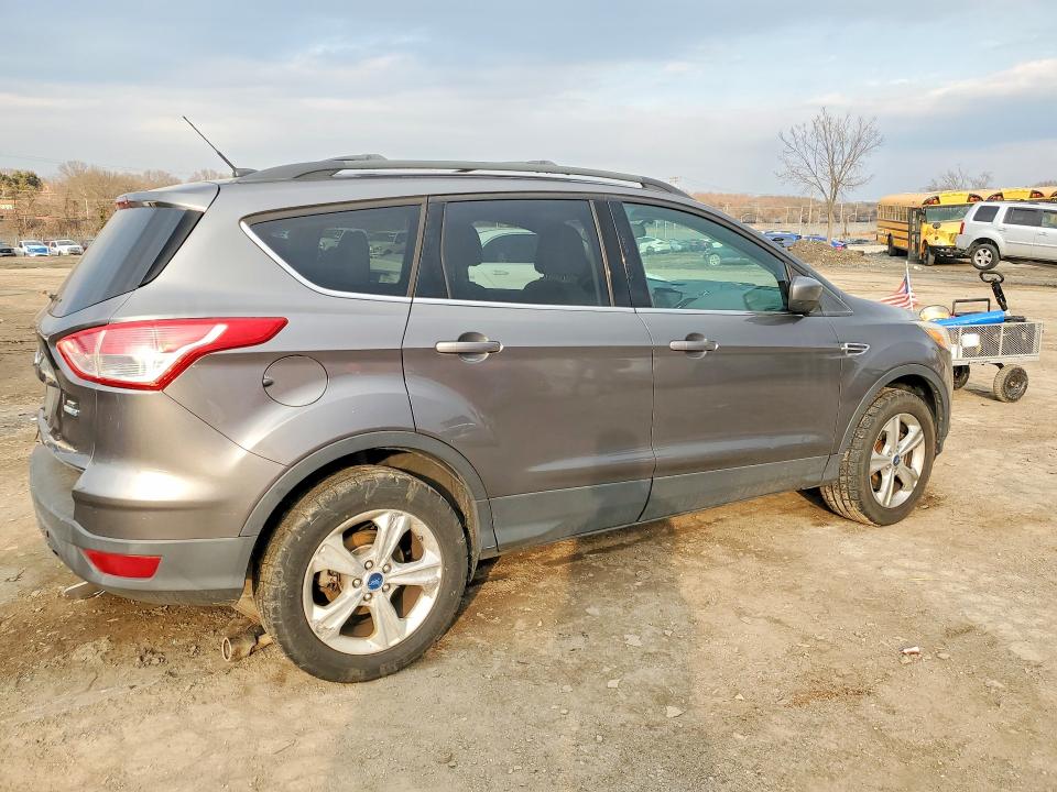 Photo 3 from auction – 2013 FORD ESCAPE with VIN 1FMCU9G99DUB16186