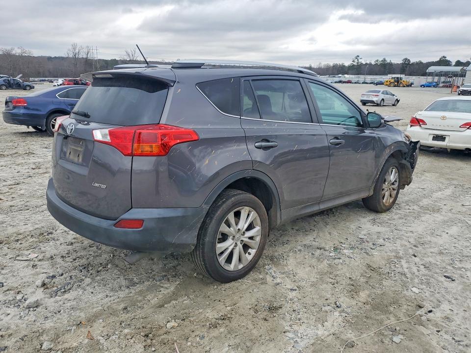 Photo 3 from auction – 2014 TOYOTA RAV4 with VIN 2T3YFREVXEW118537