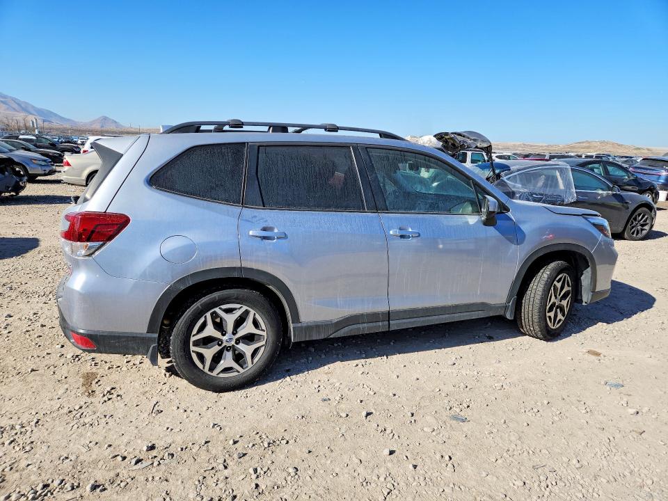 Photo 3 from auction – 2019 SUBARU FORESTER P with VIN JF2SKAGC9KH540364