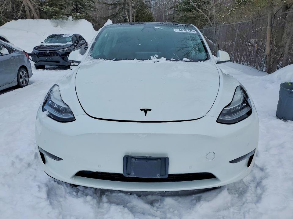 Photo 5 from auction – 2022 TESLA MODEL Y with VIN 7SAYGAEE0NF315367