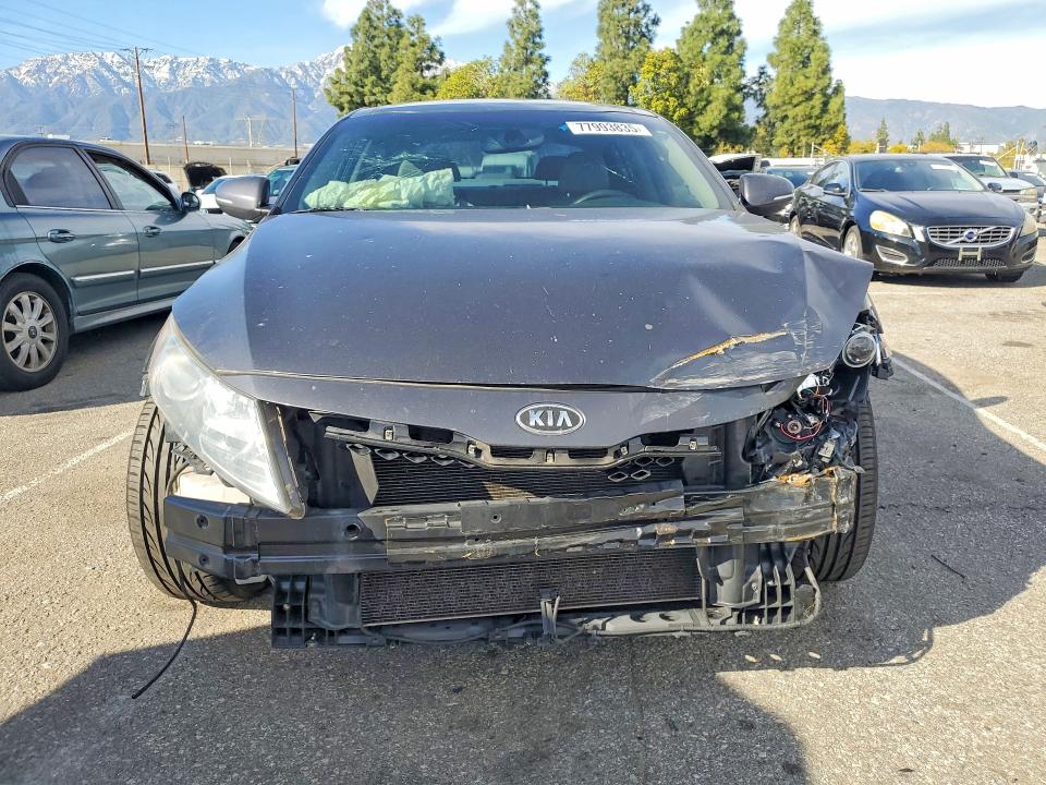Photo 5 from auction – 2011 KIA OPTIMA with VIN KNAGN4A73B5104777