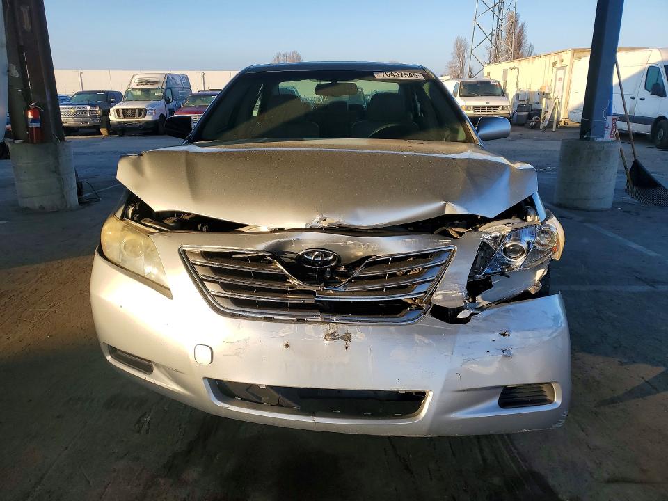 Photo 5 from auction – 2007 TOYOTA CAMRY HYBR with VIN JTNBB46K173044290