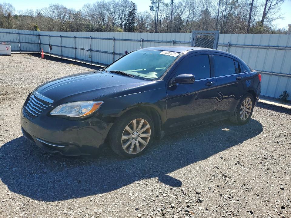 CHRYSLER 200 2011 with VIN 1C3BC1FG5BN600405 - Photo from auction