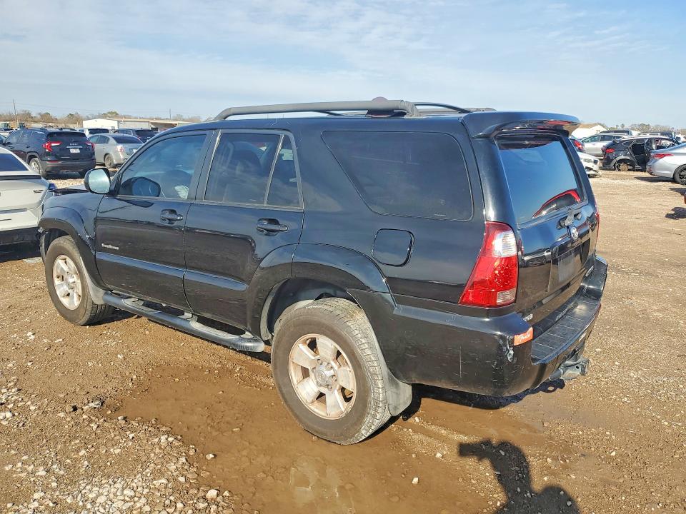 Photo 2 from auction – 2007 TOYOTA 4RUNNER SR with VIN JTEZT14R570028847