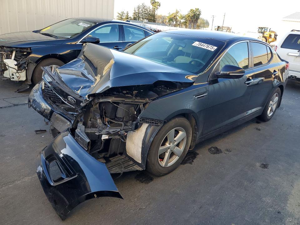 KIA OPTIMA 2015 with VIN 5XXGM4A70FG390160 - Photo from auction