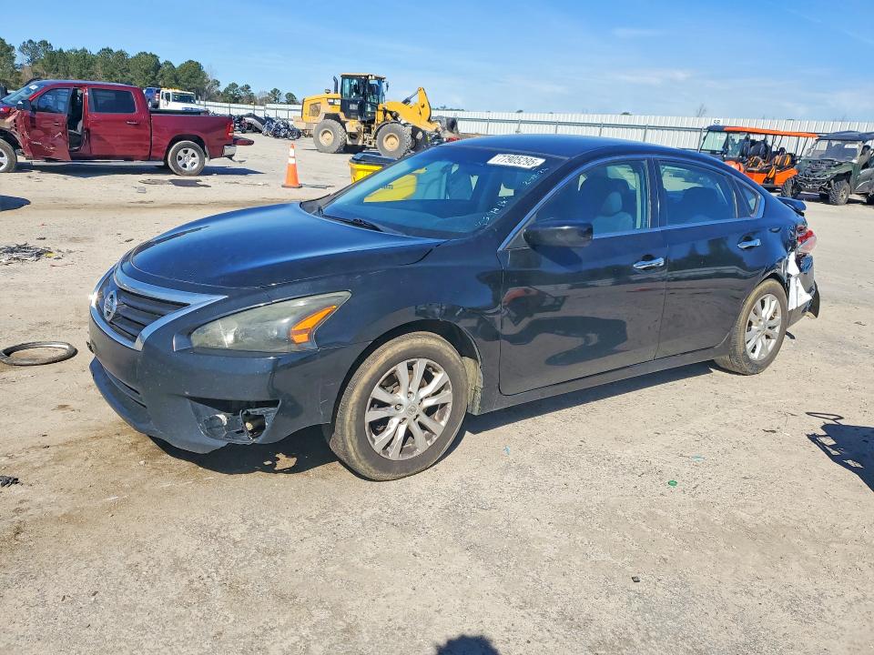 NISSAN ALTIMA 2014 with VIN 1N4AL3APXEC131845 - Photo from auction