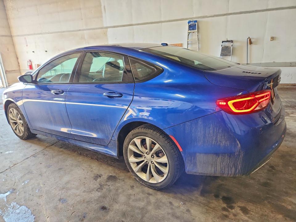 Photo 2 from auction – 2016 CHRYSLER 200 S with VIN 1C3CCCBB6GN123923