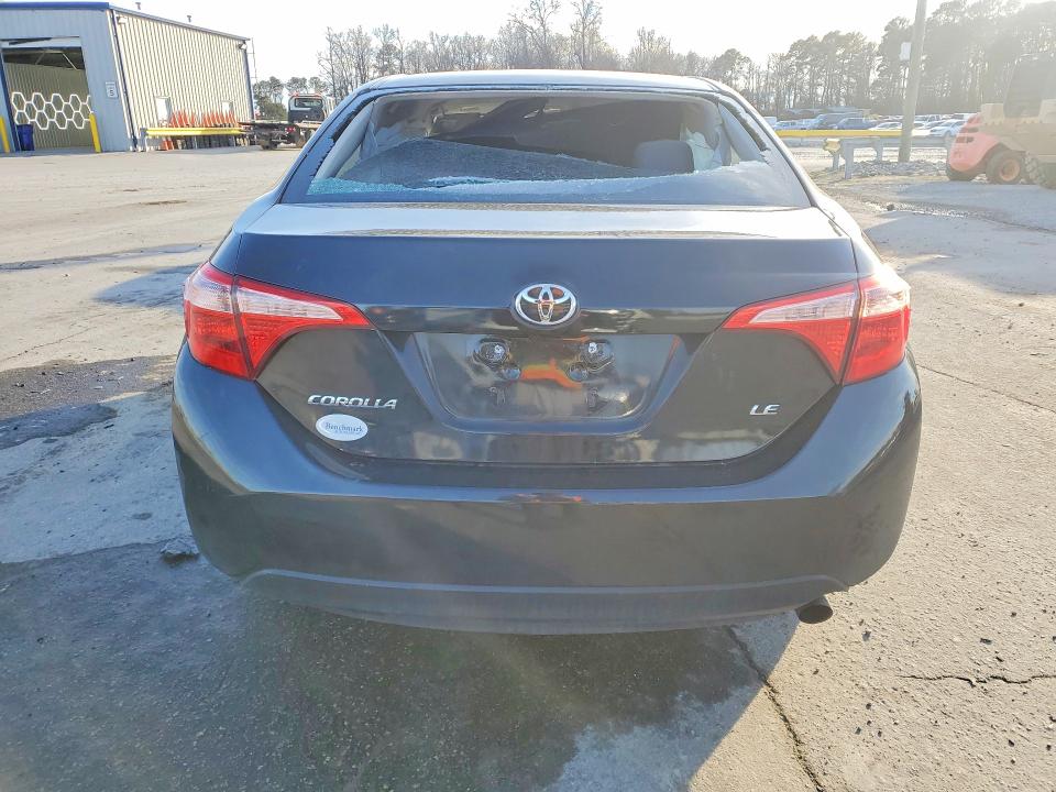 Photo 6 from auction – 2018 TOYOTA COROLLA L/ with VIN 5YFBURHE2JP755773