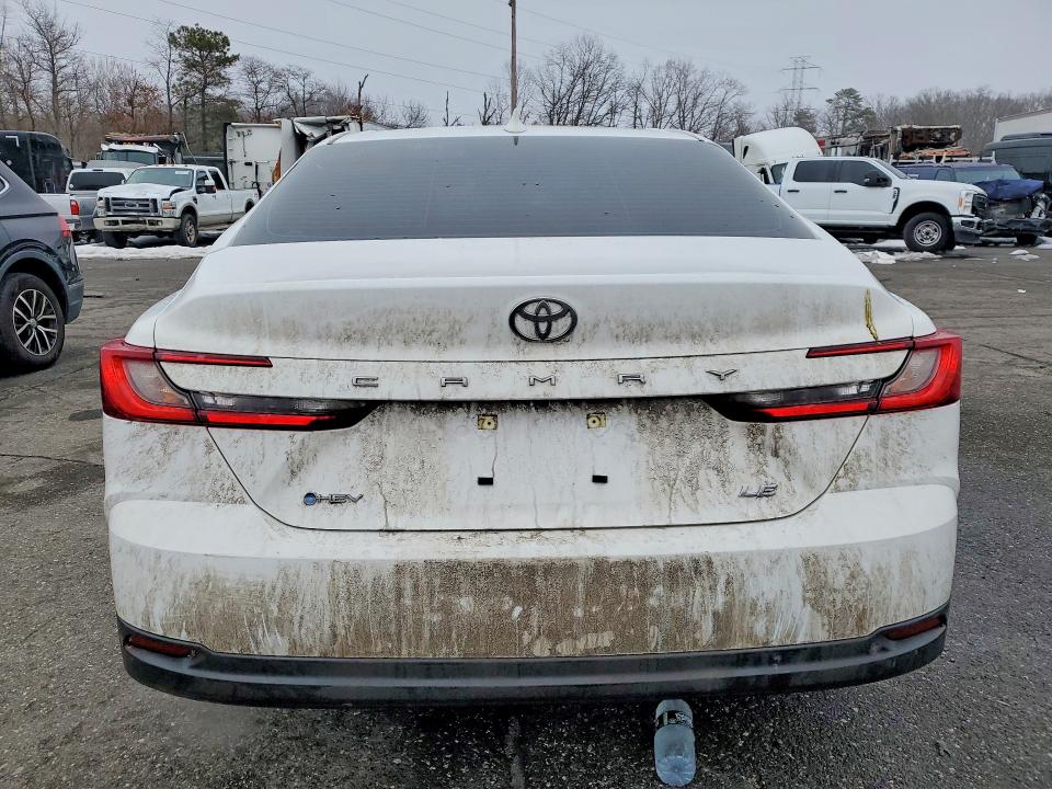 Photo 6 from auction – 2025 TOYOTA CAMRY with VIN 4T1DAACK4SU145518
