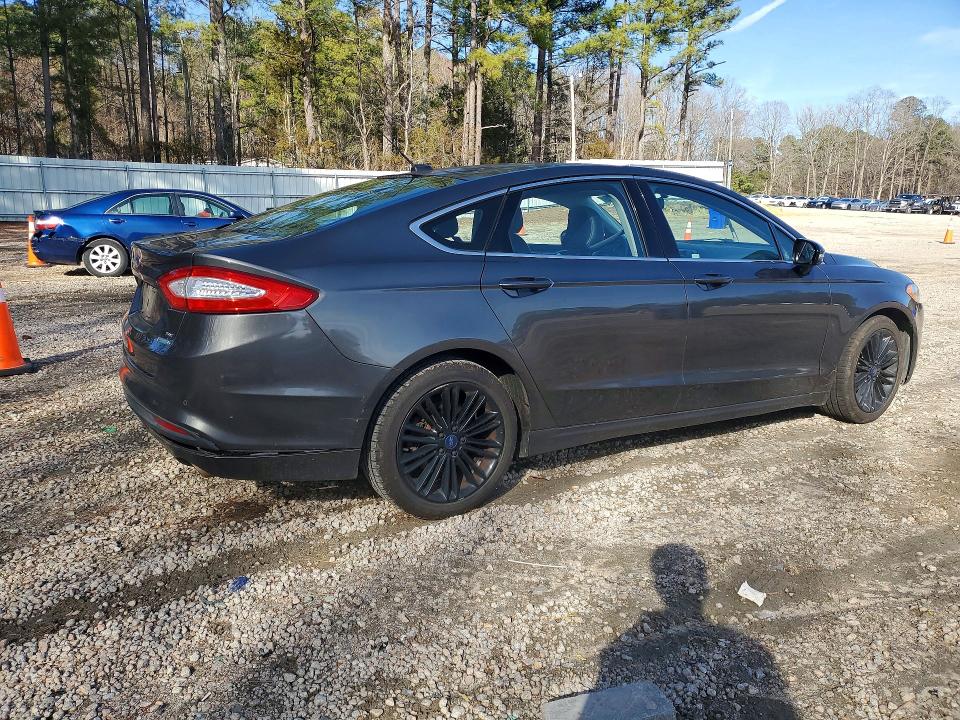 Photo 3 from auction – 2016 FORD FUSION with VIN 3FA6P0HD7GR109424