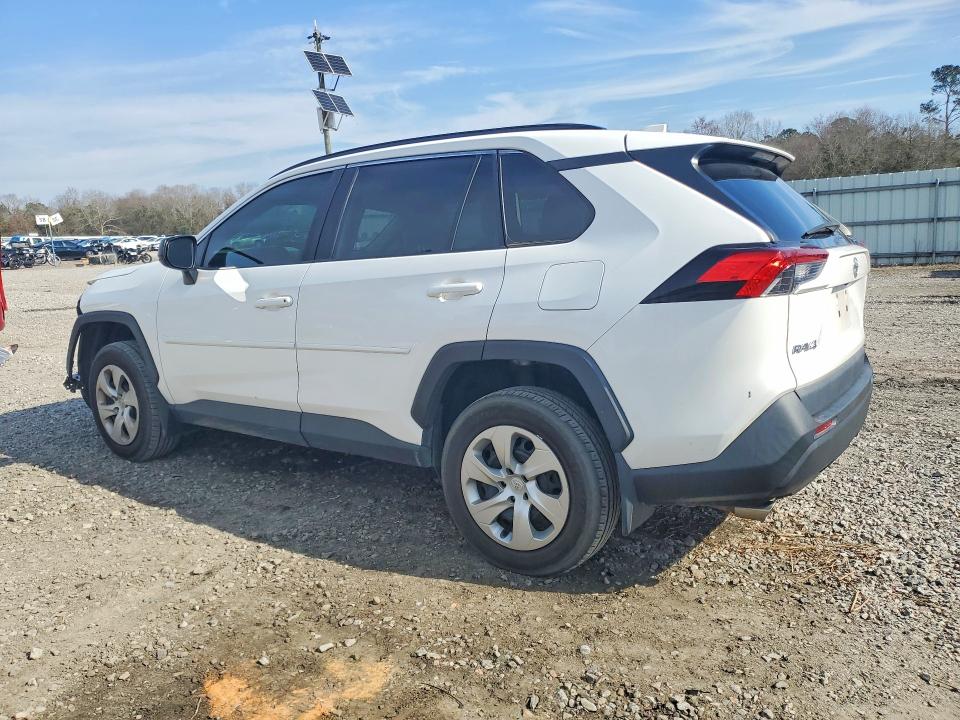 Photo 2 from auction – 2021 TOYOTA RAV4 LE with VIN 2T3F1RFV5MC173420