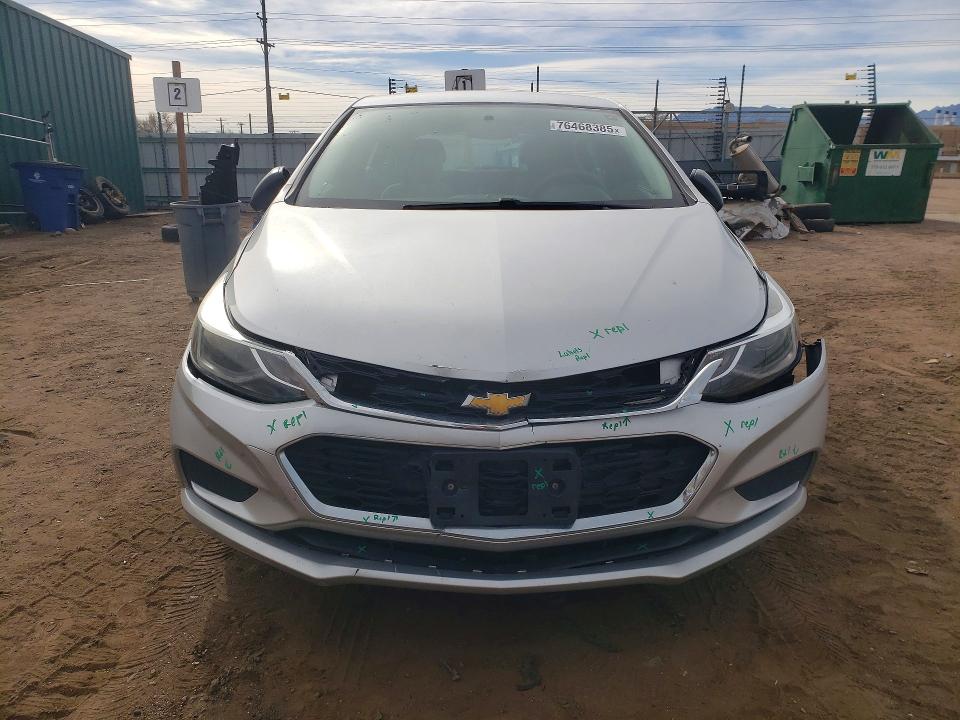 Photo 5 from auction – 2018 CHEVROLET CRUZE LT with VIN 3G1BE6SMXJS630219