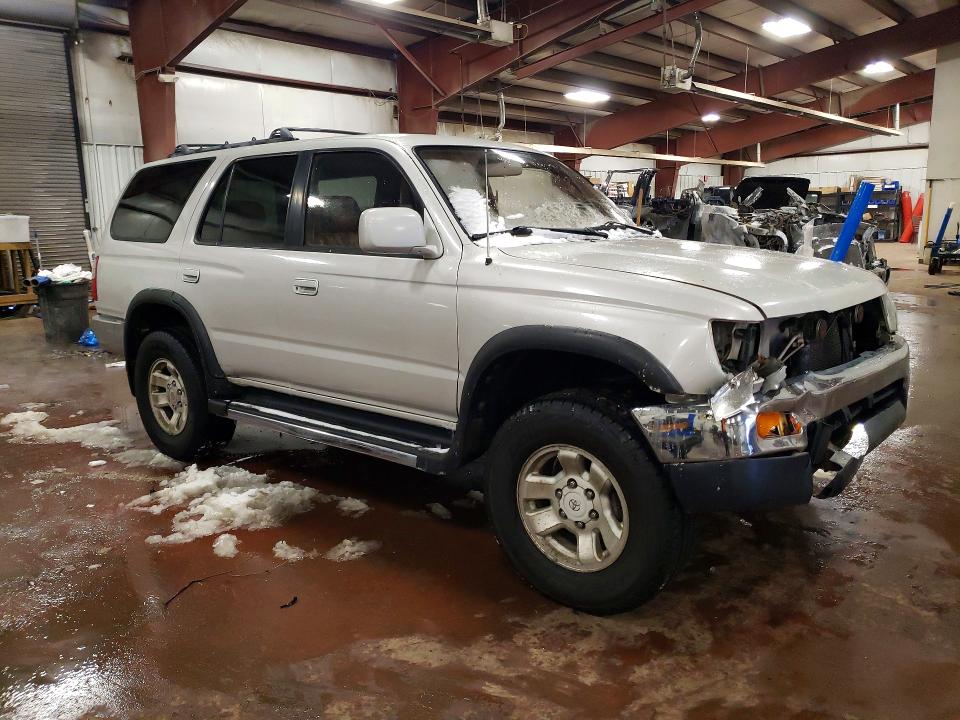 Photo 4 from auction – 1998 TOYOTA 4RUNNER SR with VIN JT3HN86R7W0188912