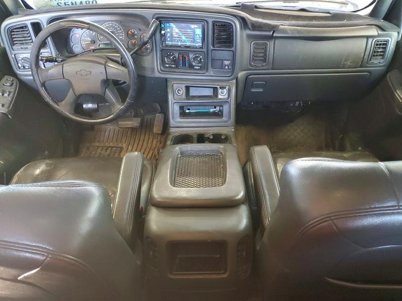 Photo 8 from auction – 2005 CHEVROLET SILVERADO with VIN 1GCHK29U65E237794