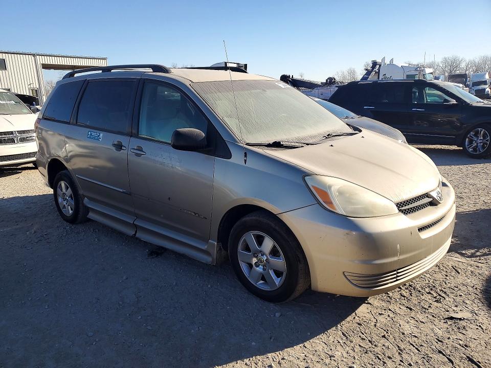 Photo 4 from auction – 2004 TOYOTA SIENNA with VIN 5TDZA23C34S208365