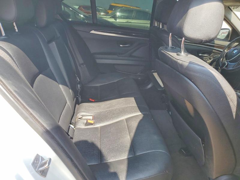Photo 10 from auction – 2016 BMW 528 with VIN WBA5A5C57GG348562