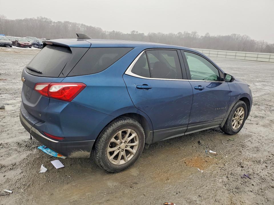 Photo 3 from auction – 2020 CHEVROLET EQUINOX with VIN 3GNAXKEV2LL268983