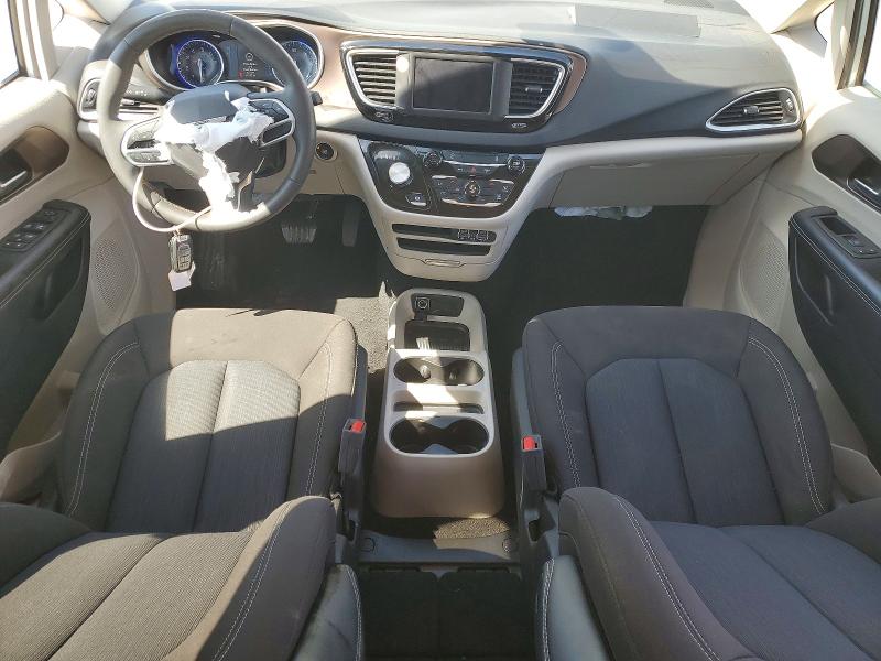 Photo 10 from auction – 2023 CHRYSLER VOYAGER with VIN 2C4RC1CG7PR577637